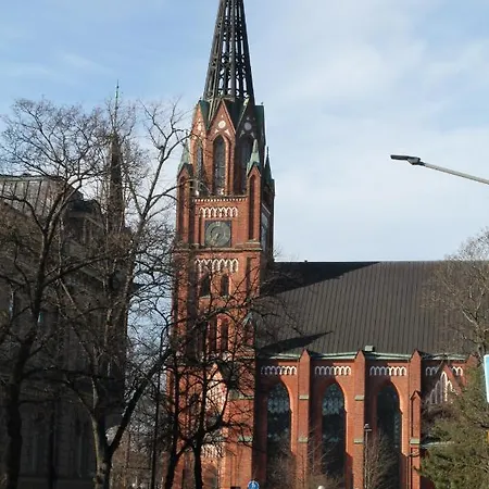 Valtakatu 2 *